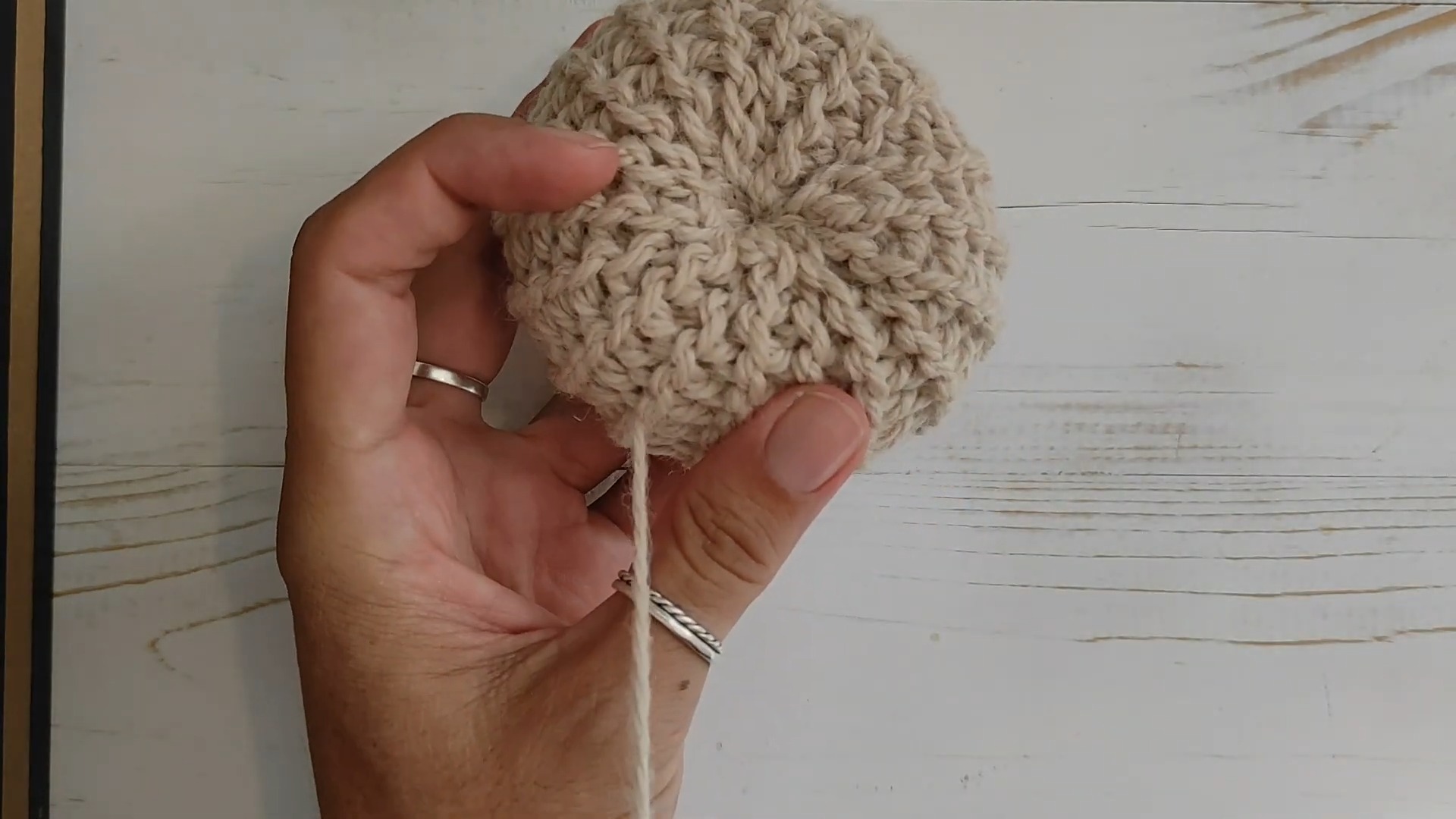 How to Crochet Easy Pumpkins Pattern for Fall Decor