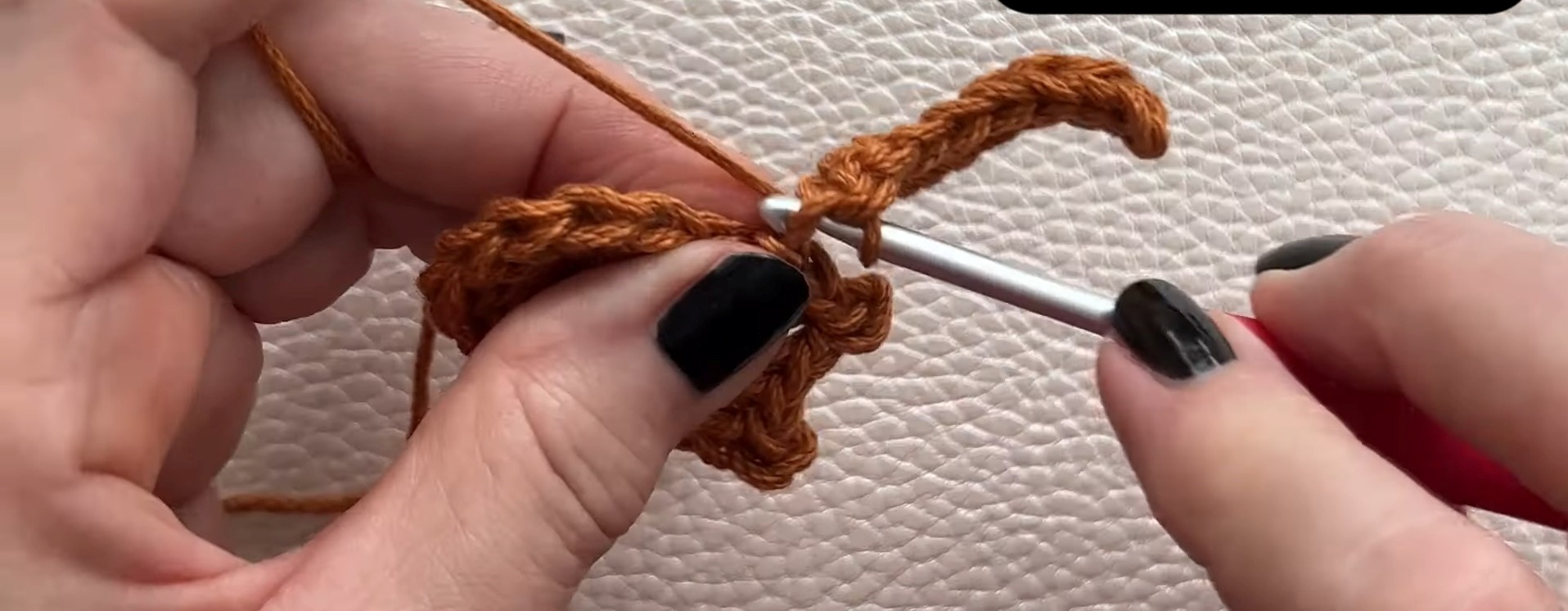 How to Crochet a Beautiful and Versatile Bat Appliqué Step-by-Step