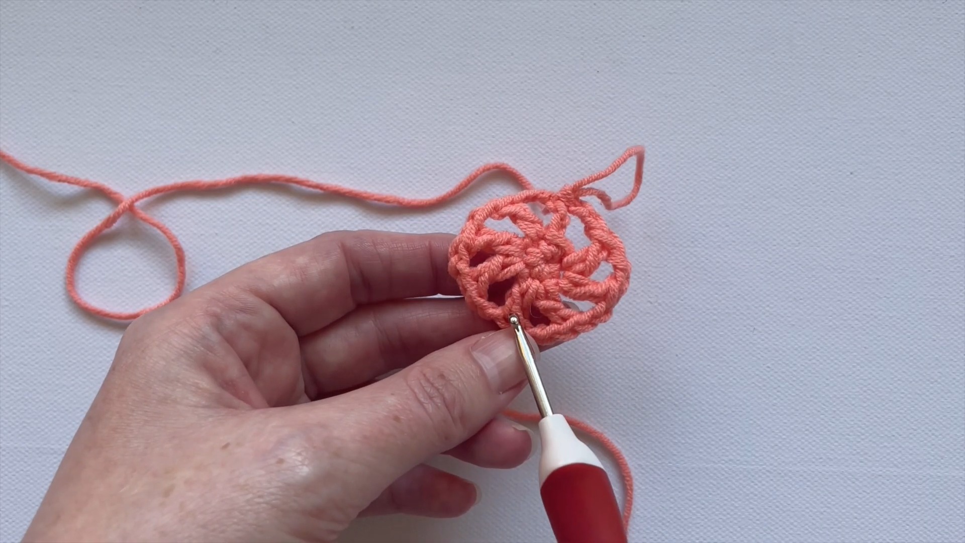 Crochet Spider Web Pattern for Stunning Halloween Decor