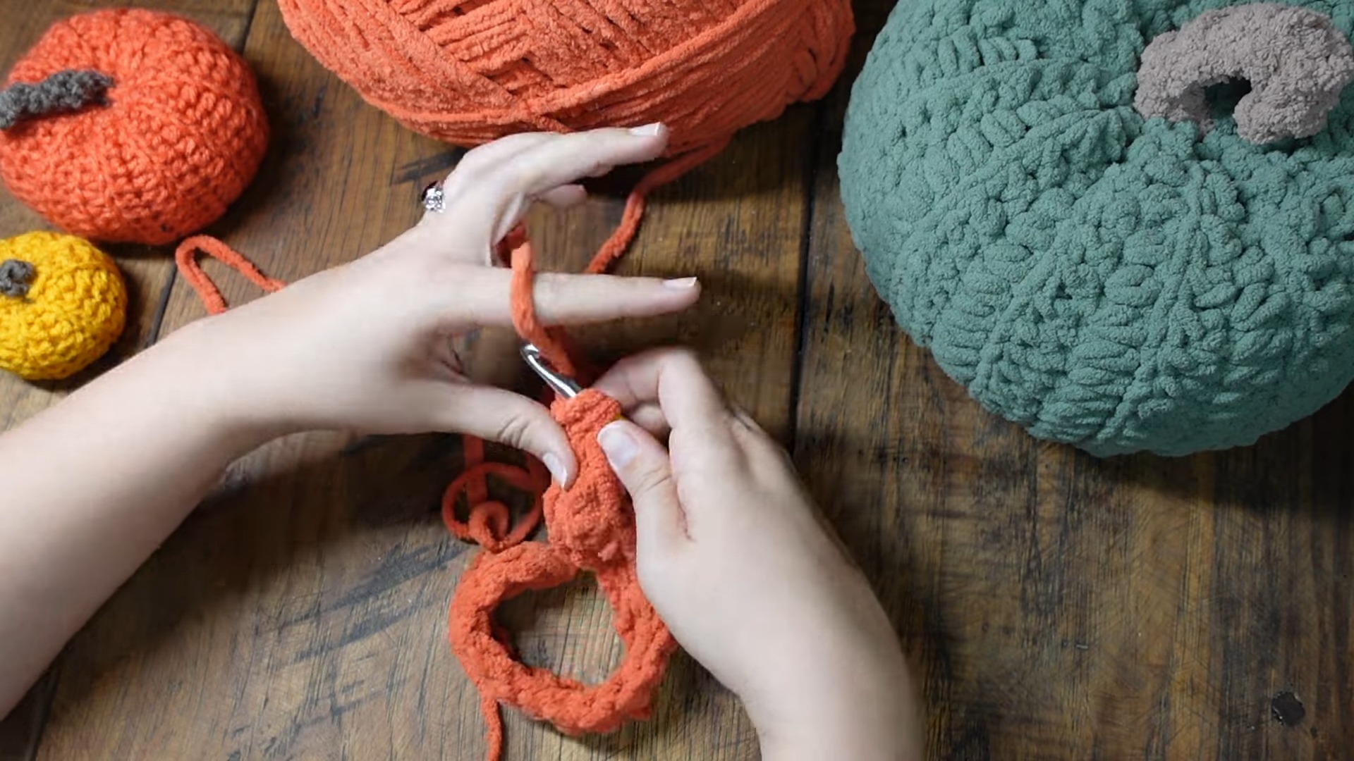 Easy Crochet Pattern to Make a Chunky Pumpkin Pillow