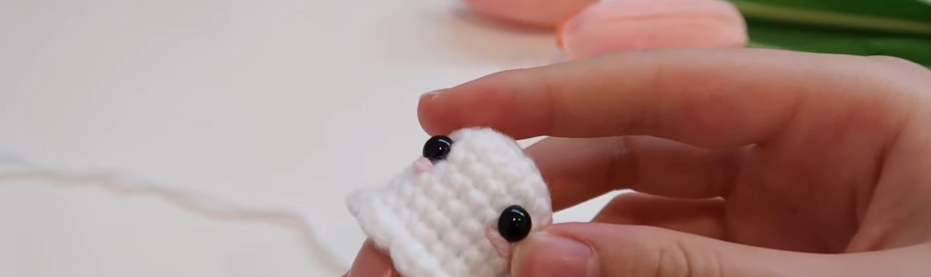 Crochet Ghost Pattern for Halloween Decorations and Gifts