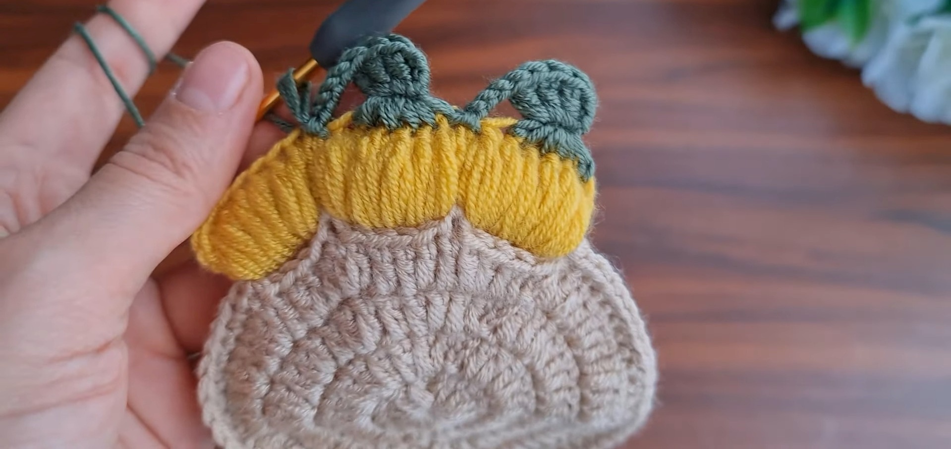 Stunning Crochet Pumpkin Coasters for Seasonal Decor