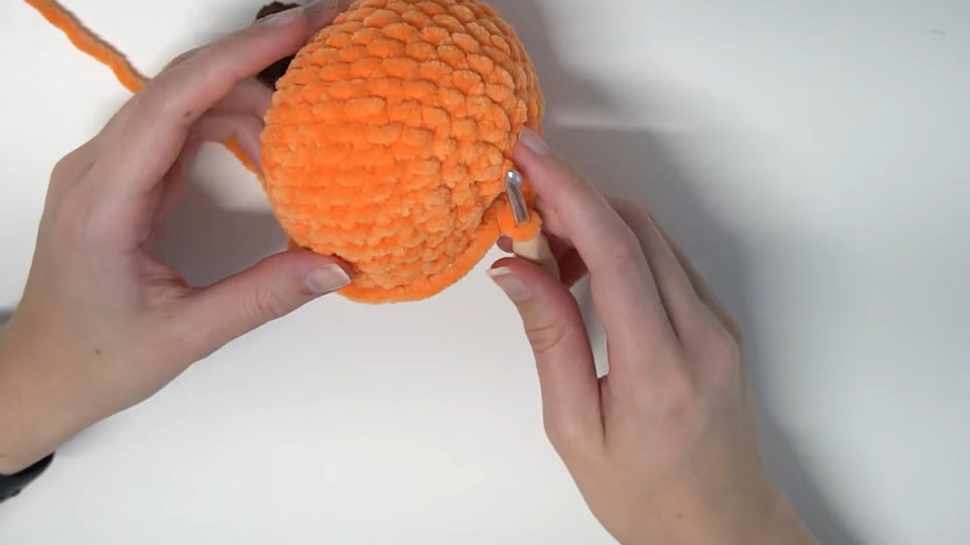 No Sew Crochet Pumpkin Tutorial for Beginners