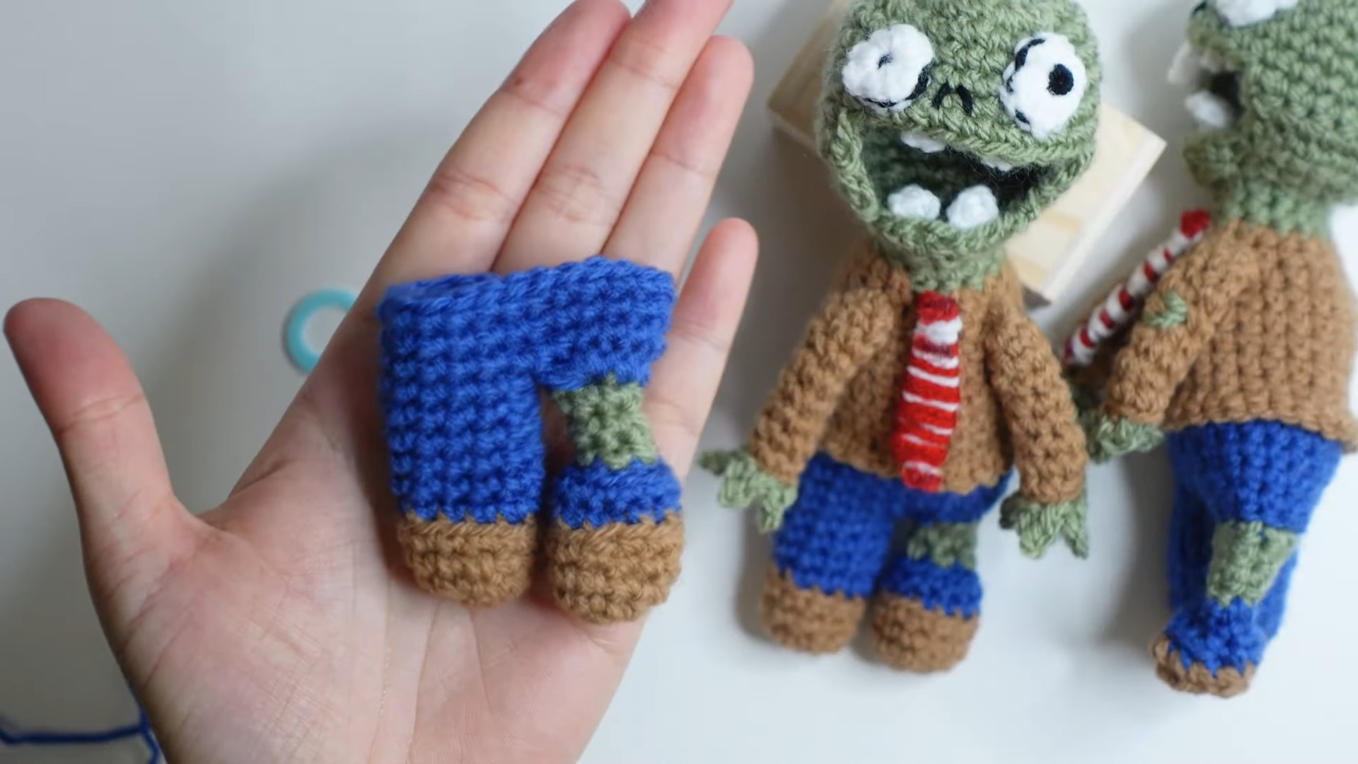 Crochet a Detailed Mini Zombie for Beginners and Experts