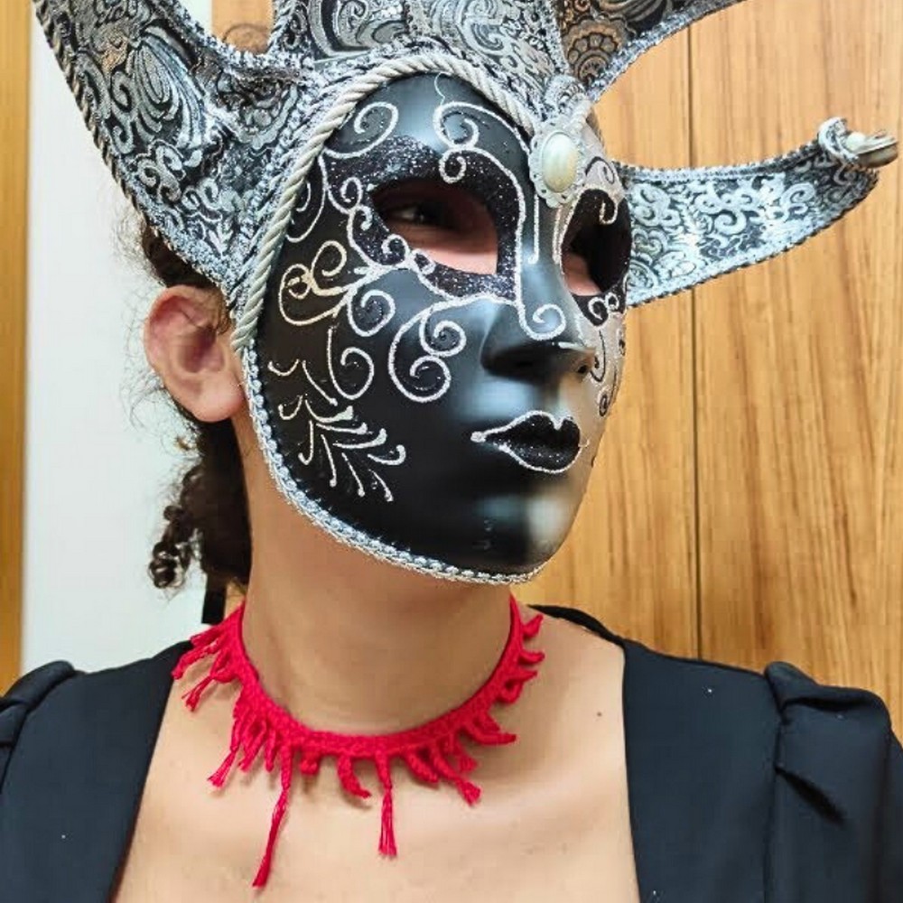 Create a Spooky Halloween Crochet Cut Throat Necklace