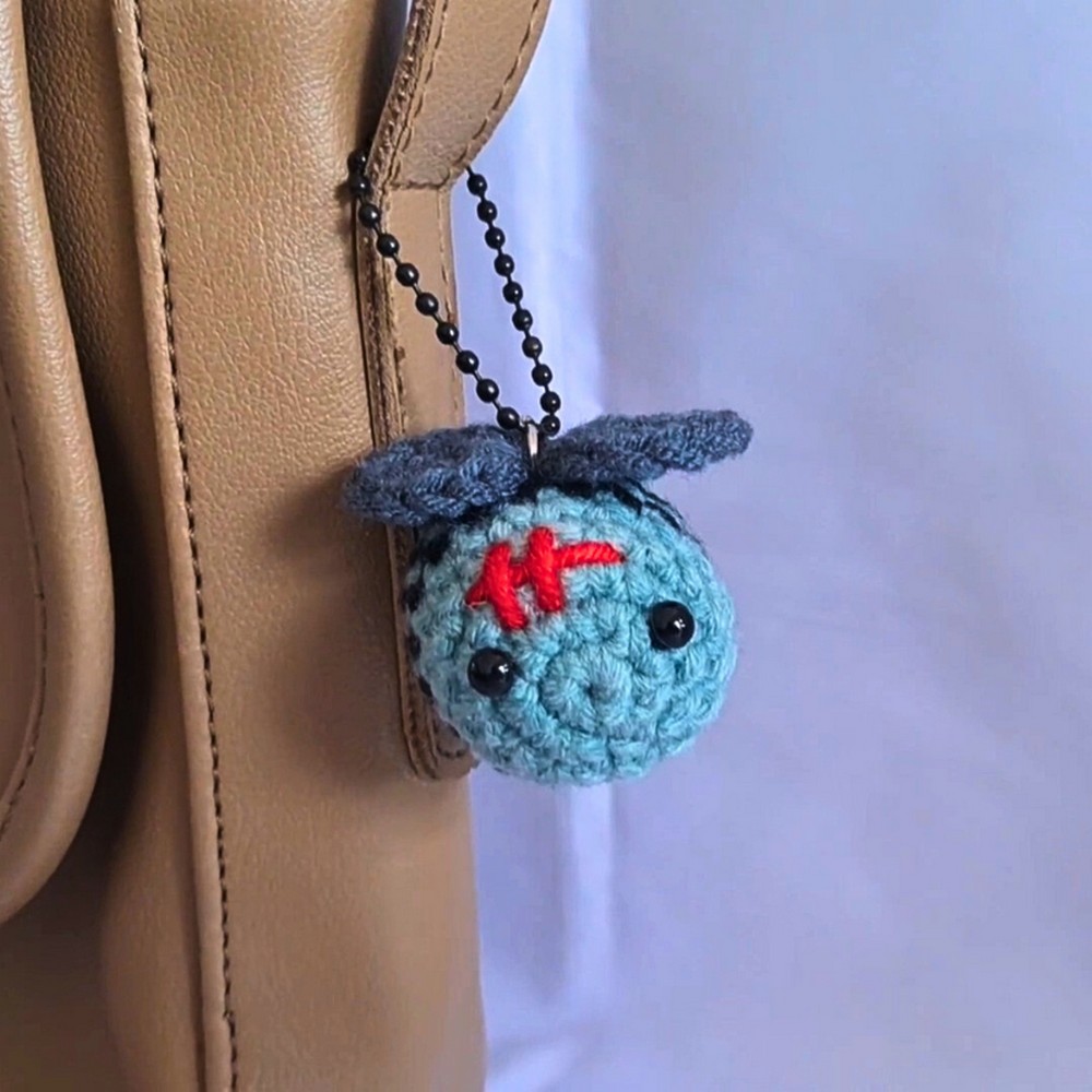 Crochet Spooky Zombie Bee – Halloween Crochet Pattern