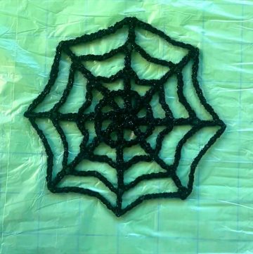 Crochet Spider Web Pattern for Stunning Halloween Decor