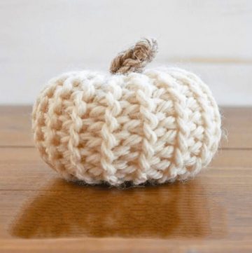 How to Crochet Easy Pumpkins Pattern for Fall Decor