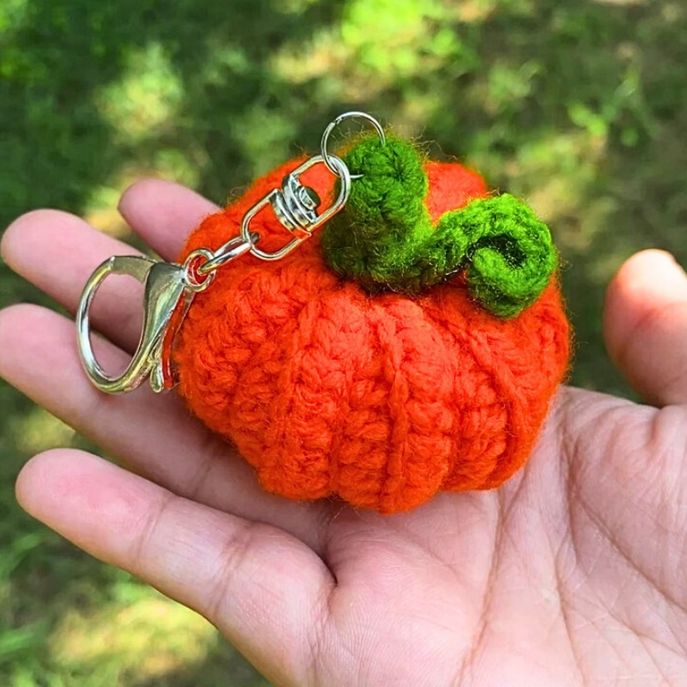 Learn How to Crochet a Pumpkin for Fall Décor
