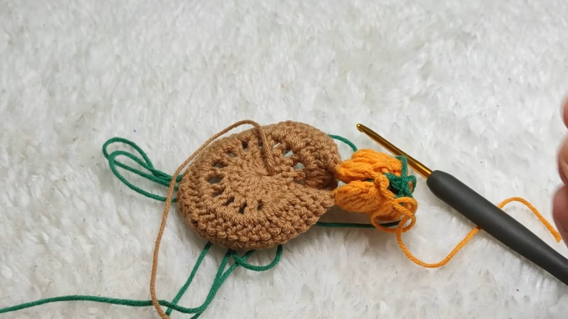 How to Crochet Pumpkin Coasters for Halloween