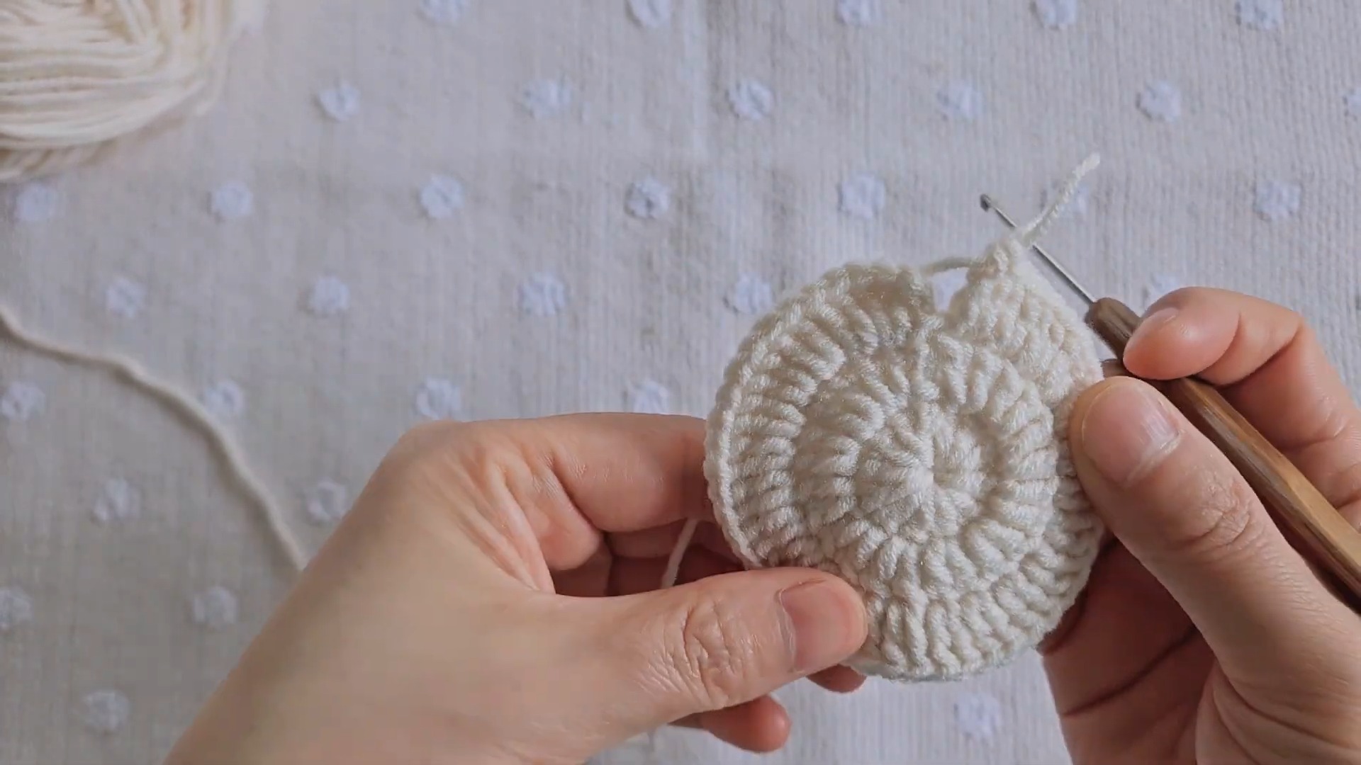 Stylish & Sturdy Crochet Bag Pattern for Beginners