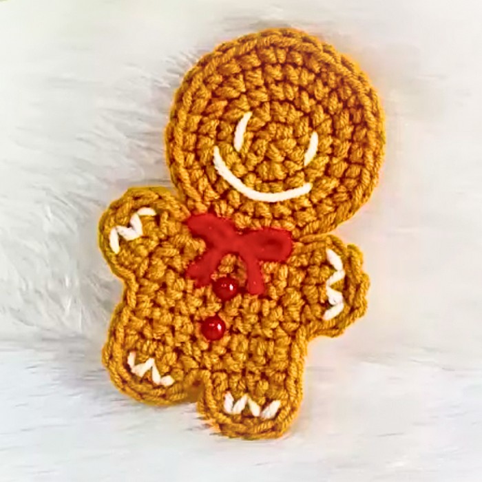 Crochet Gingerbread Ornaments for Handmade Holiday Decorations