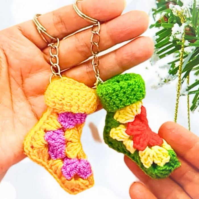 How To Crochet Mini Christmas Stocking Keychains For Gifts Or Holiday Decorations