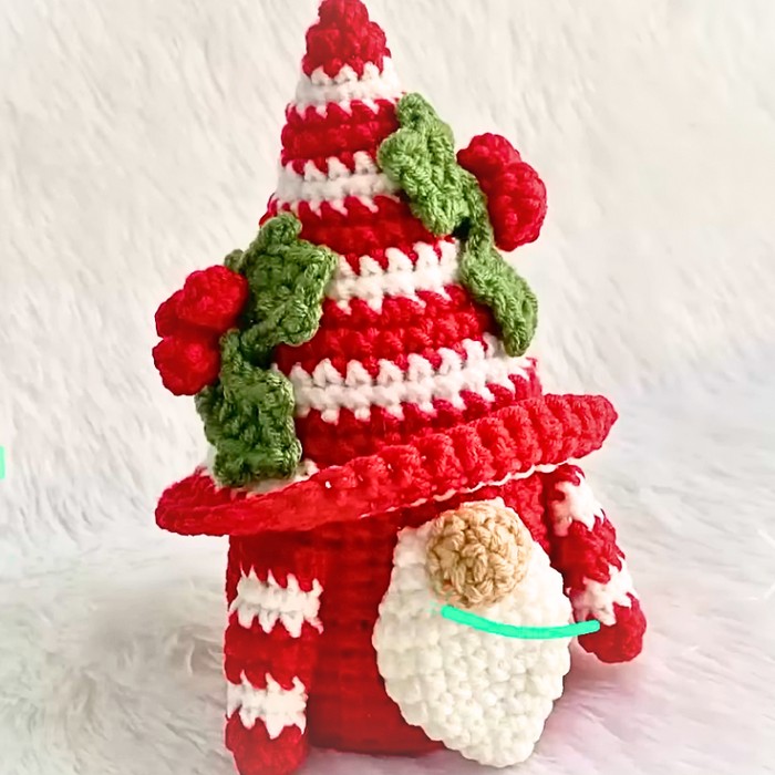 How to Make Stunning Crochet Christmas Gnome Box Decorations