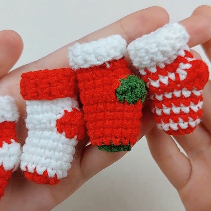 Crochet CHRISTMAS SOCKS