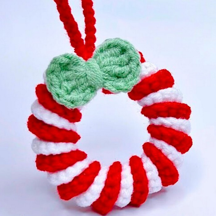 Crochet Christmas Wreath