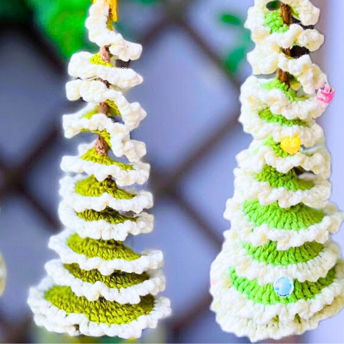 crochet christmas tree wind spinner