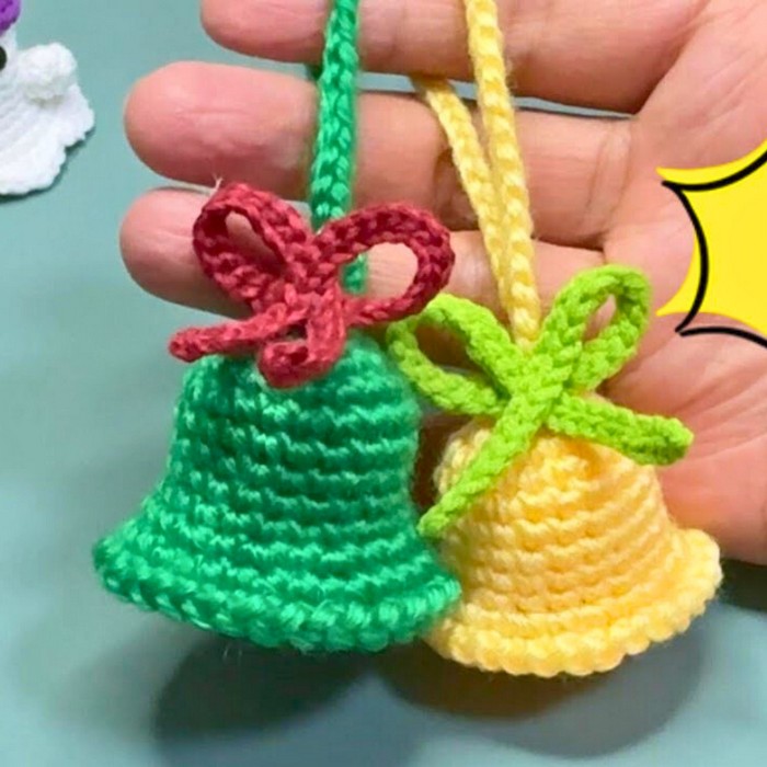 Crochet Christmas Bell