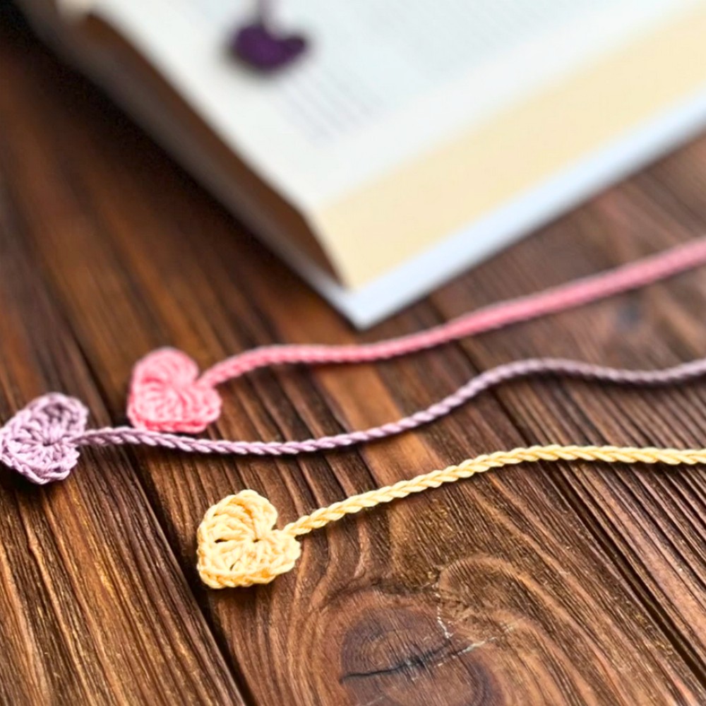 Crochet Flower Bookmark