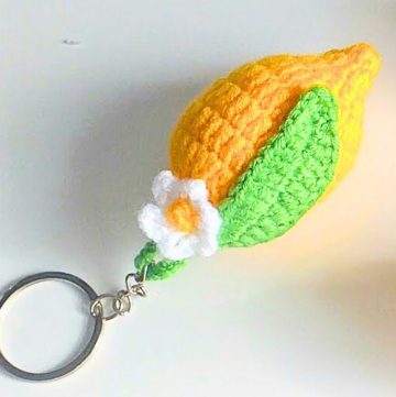 Crochet Lemon Keychain Tutorial with Leaves and Flower Details