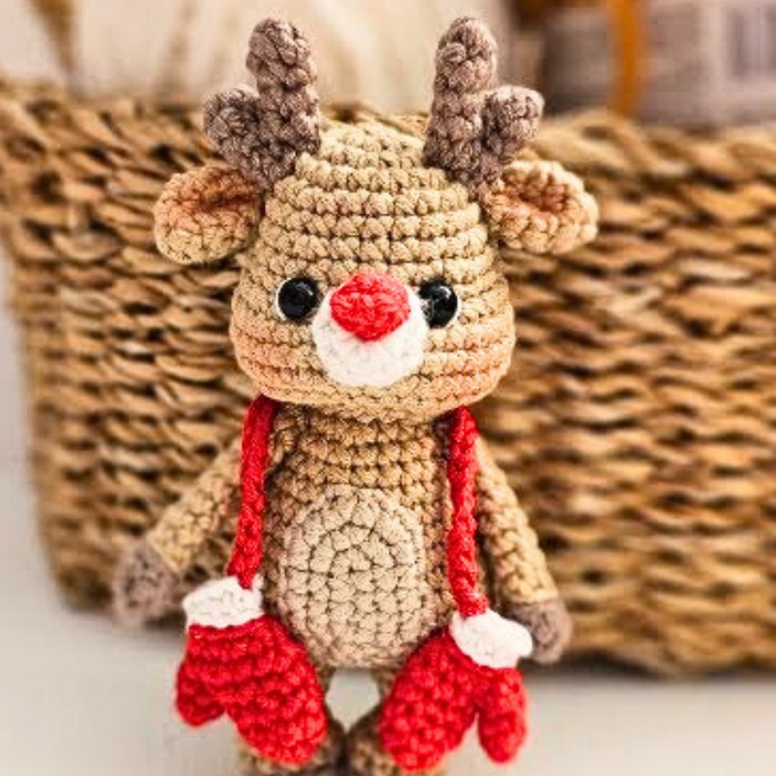 Crochet This Reindeer