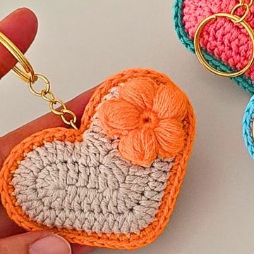How to Crochet Heart Keychains with Puff Flower Embellishments