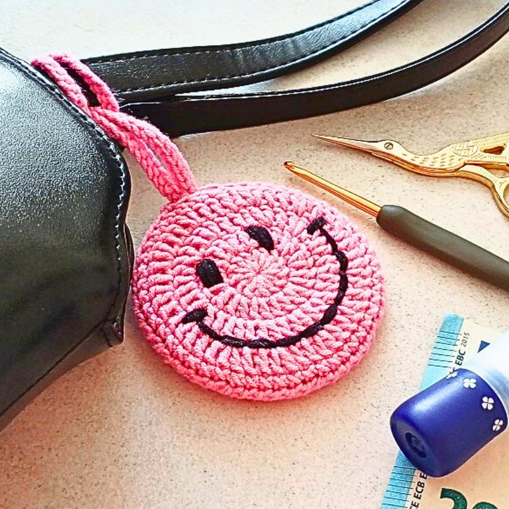 How to Crochet Smiley Face Keychain – Step-by-Step Instructions
