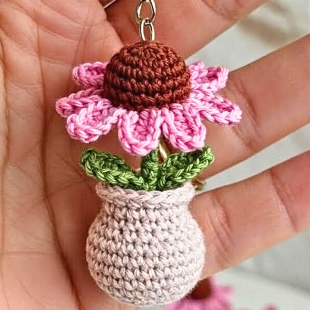 Crochet Flower Keychain Pattern - Simple & Stylish