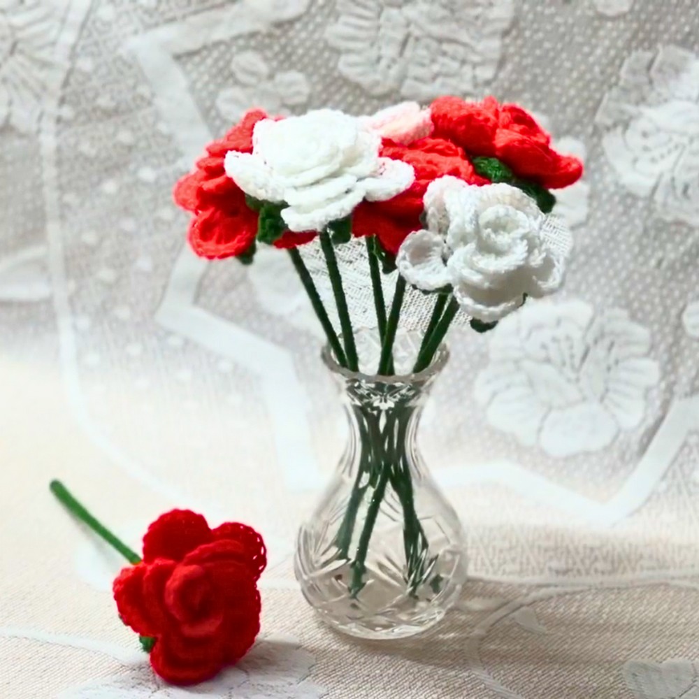 Elegant Crochet Roses Pattern That Blooms Creativity