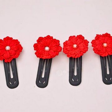 Handmade Crochet Flower Hair Clip for Festive Style