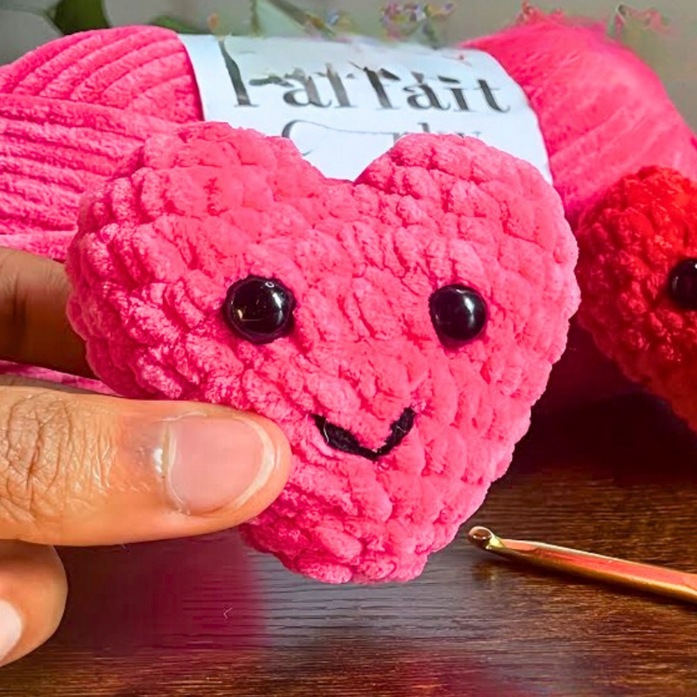 Crochet Heart Plushie Pattern – Cute and Personalized