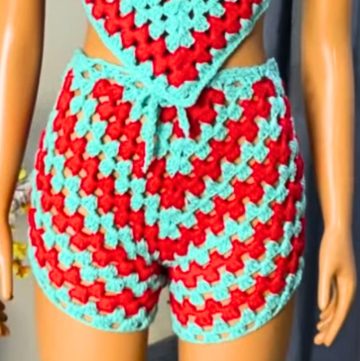 Crochet Triangle Shorts – Bold Design in Fashion