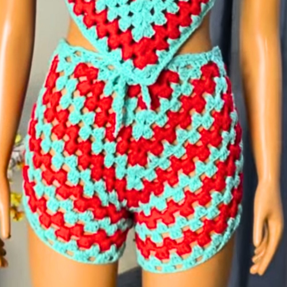 Crochet Triangle Shorts – Bold Design in Fashion