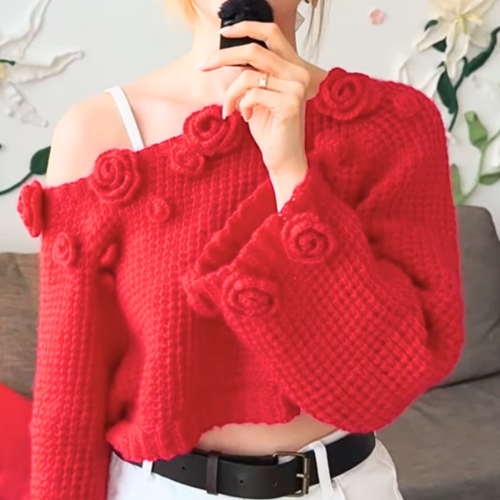 Crochet Valentine Sweater with Roses – Romantic and Elegant