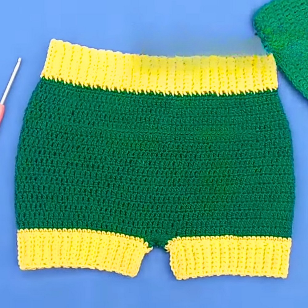 Easy Crochet Baby Shorts Pattern 0-3 Month