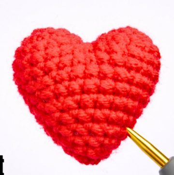 How to Crochet a Heart Pattern for Valentine’s Day Gifts