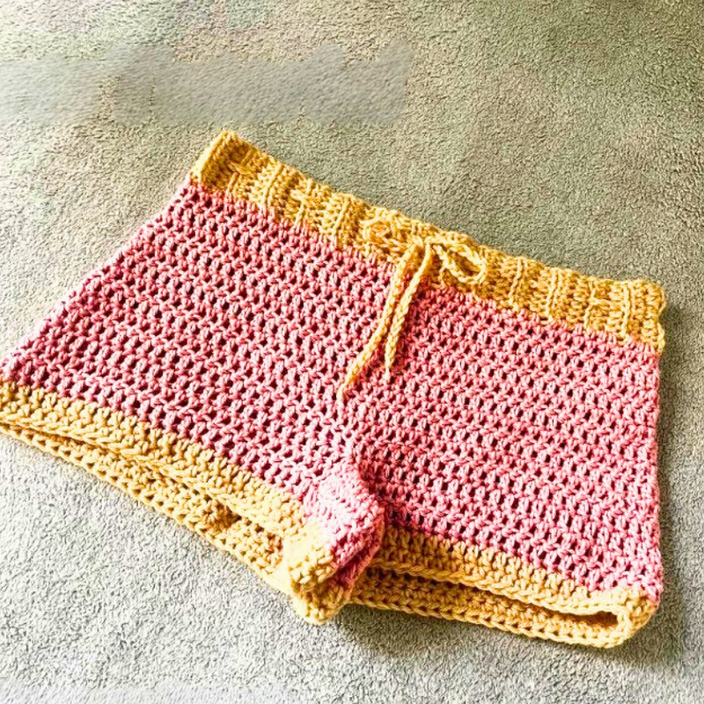 Stylish Crochet Shorts Pattern - Perfect Warm Weather Design