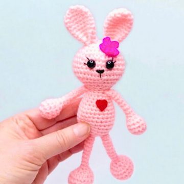 crochet a long-legged bunny