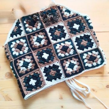 Crochet Granny Square Top Tutorial with Colorful Straps