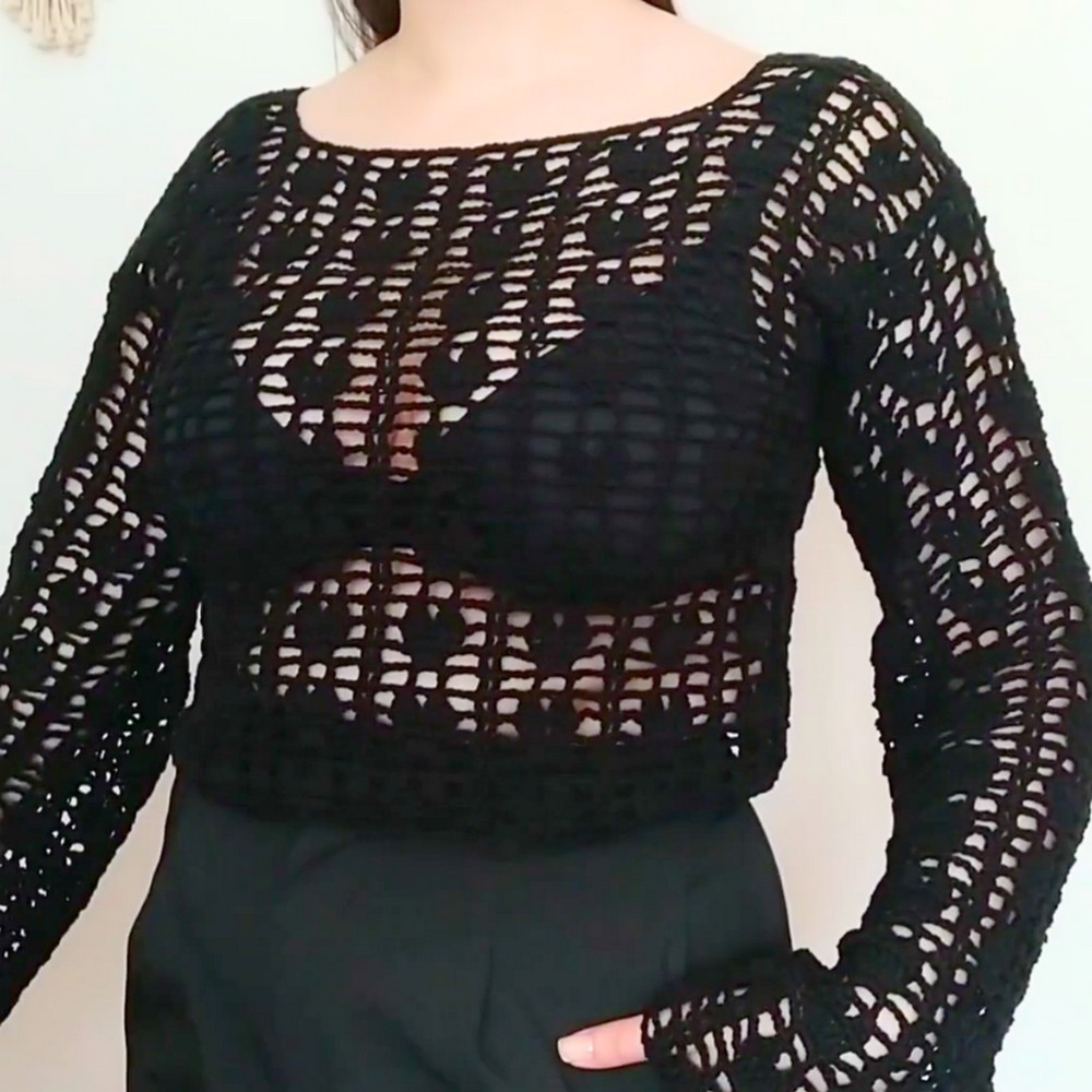 Crochet Lacey Hearts Top - Black Heart-Patterned Tutorial