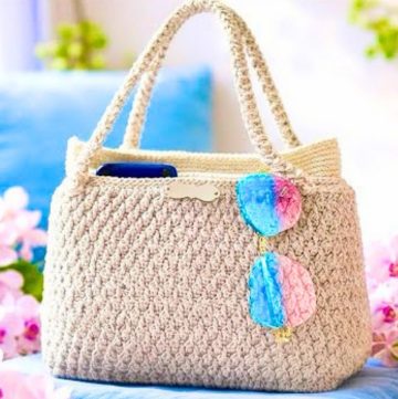 Luxury Crochet Bag Tutorial with Front Pocket and Elegant Handle