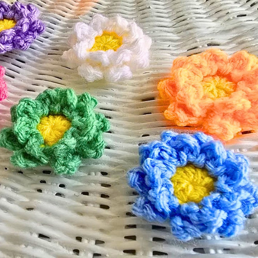 Crochet Flower Appliqué With Easy Two-Color Pattern for Decor
