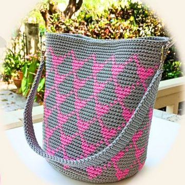 Crochet Mini Heart Bag