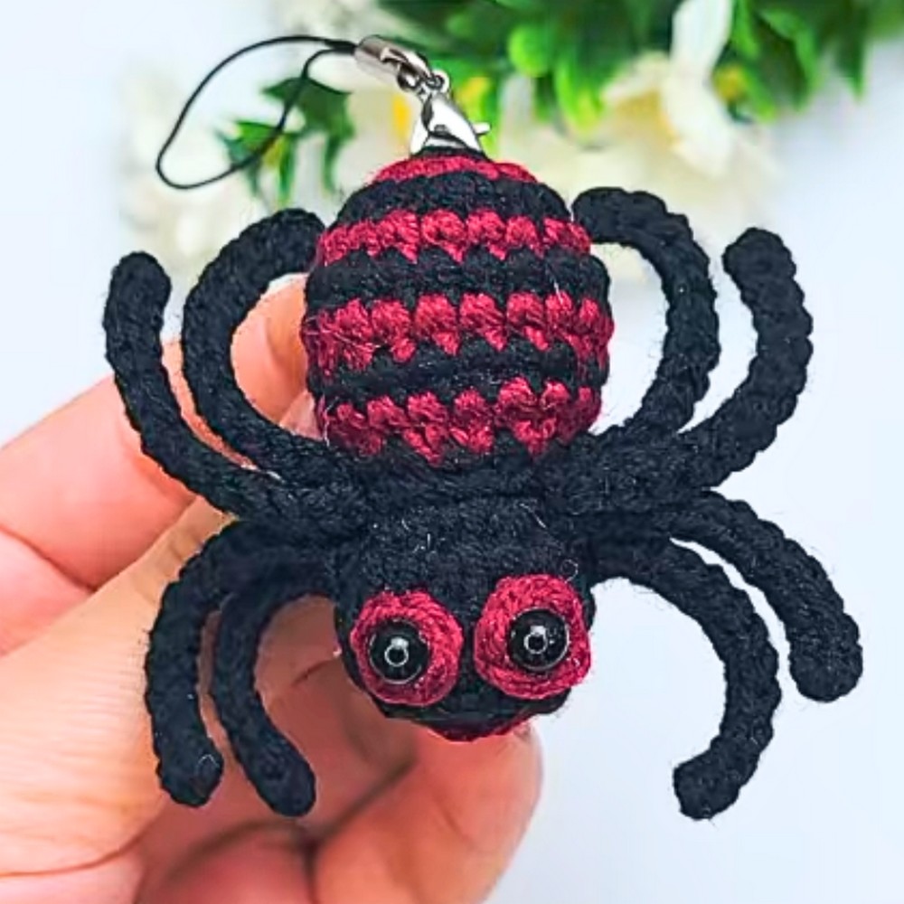 How to Crochet a Mini Spider Keychain for Halloween