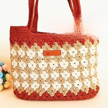How to Crochet a Plaid Tote Bag