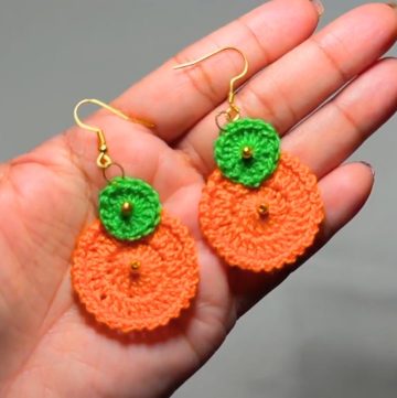 Simple Crochet Earrings - Fun Pattern for Beginners with Two Circles