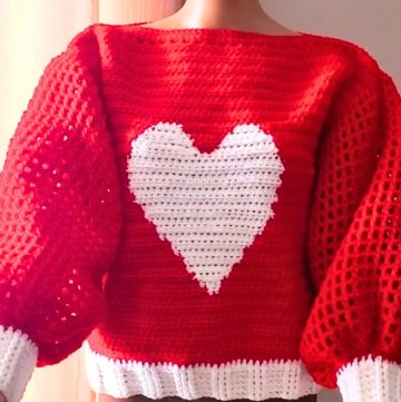 How to Crochet a Heart Sweater with a Beautiful Design