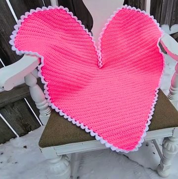 Sweetheart Baby Blanket Tutorial: Crochet a Heart-Shaped