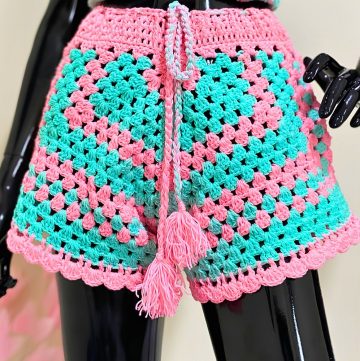 How to Crochet Granny Stitch Shorts with a Waistband Design
